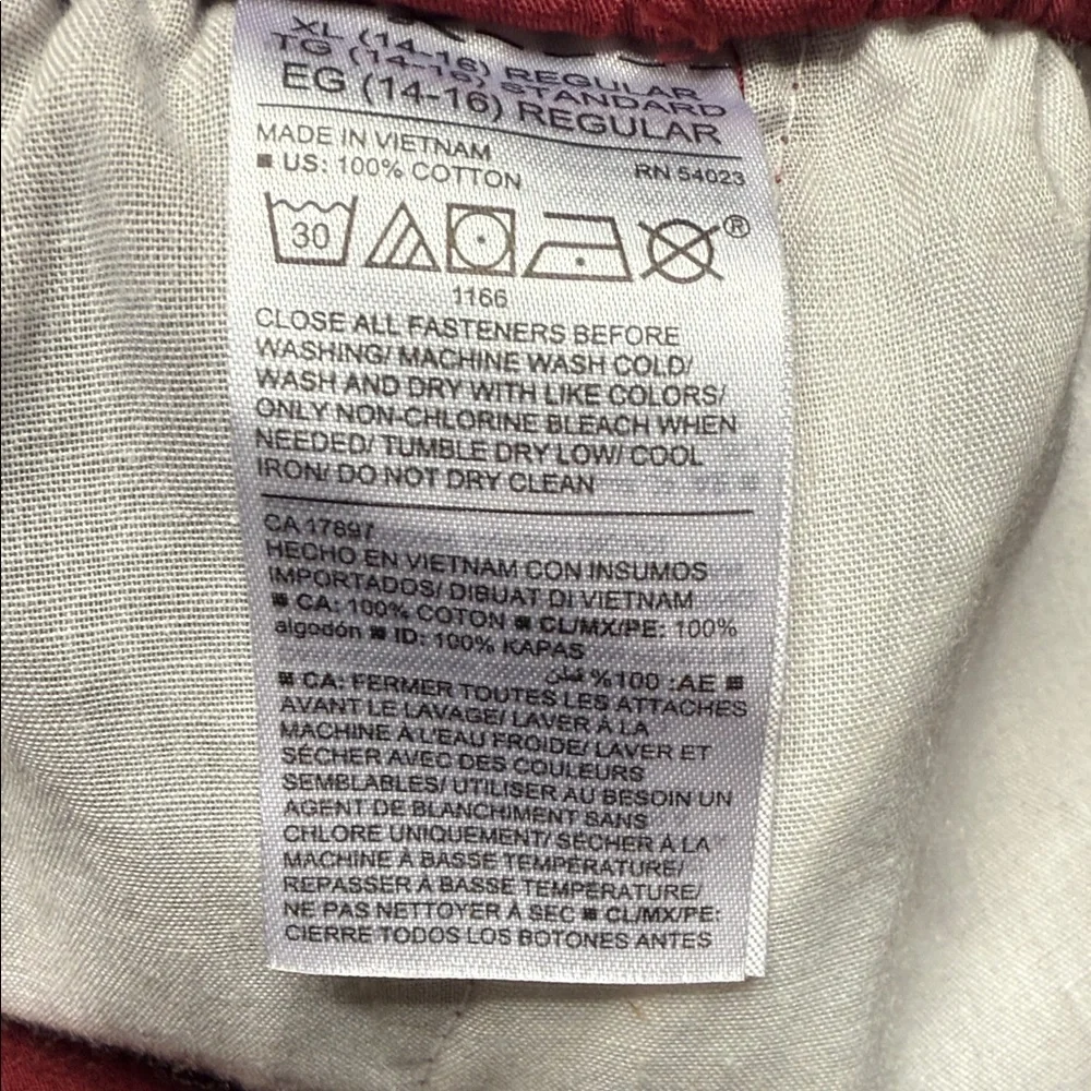 Old Navy Kids Red Elastic Waist Shorts - Picture 4 of 6